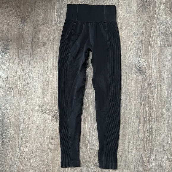 Gymshark workout pants - Picture 3 of 4